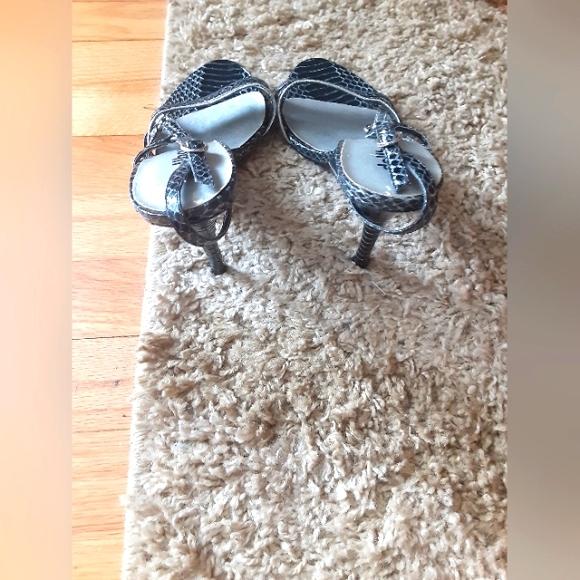 Dollhouse Women's Leather Upper Highheel Slingback Black Silver 7.5 Sexy - Picture 3 of 7